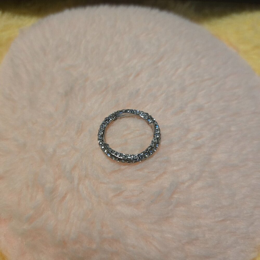 New Vintage Styled Alloy Ring with Rhinestone